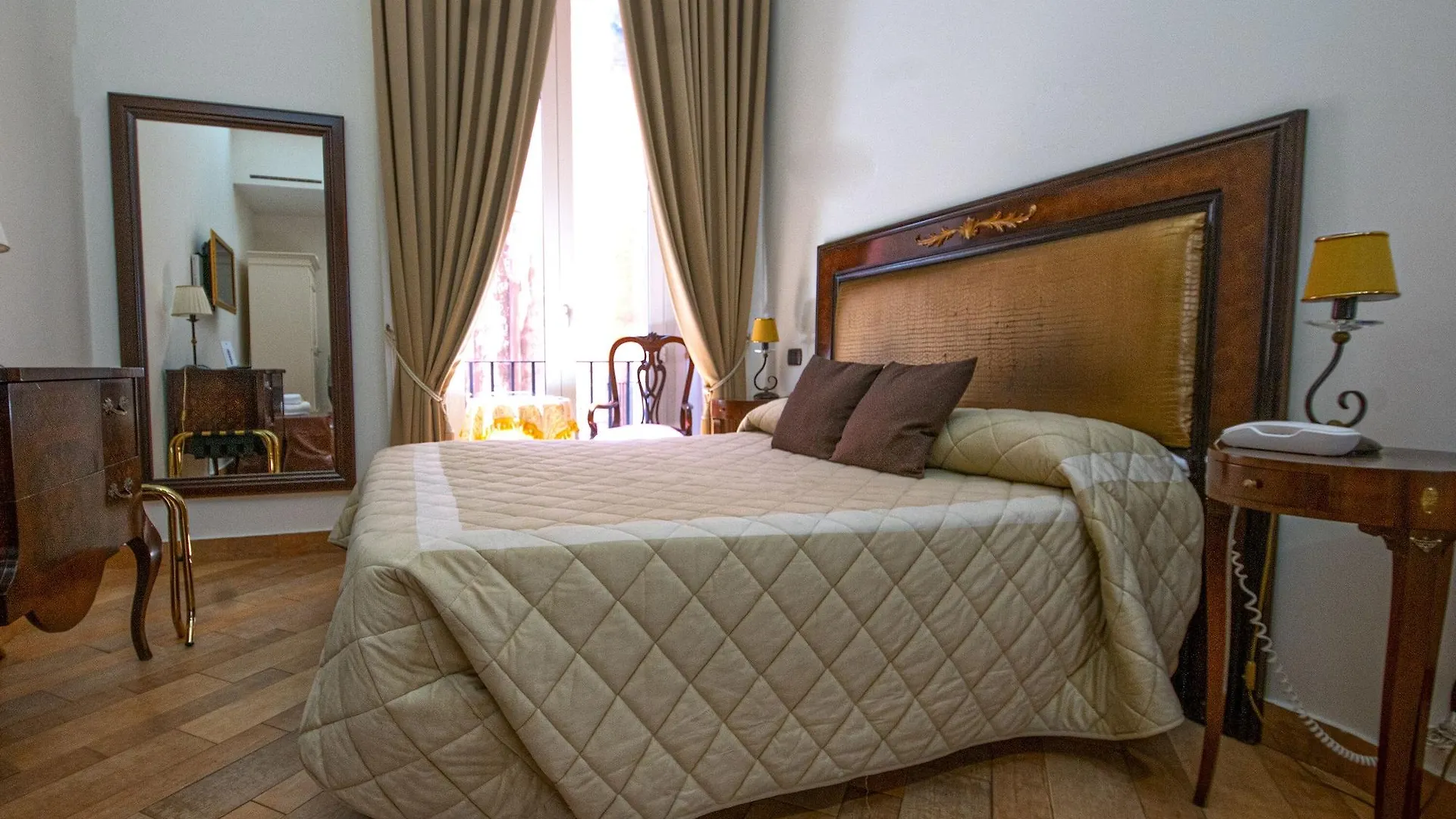 Hotel Lanfipe Palace Napoli