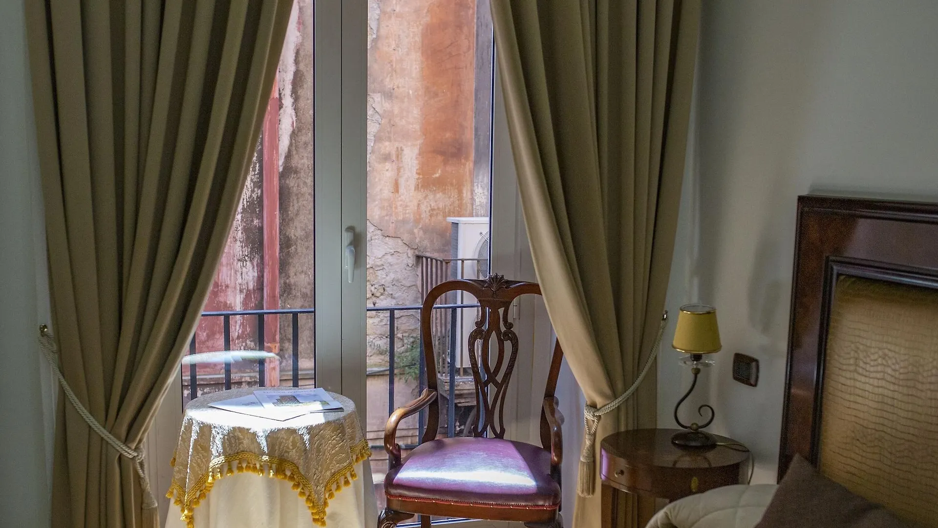 ***  Hotel Lanfipe Palace Napoli Italia