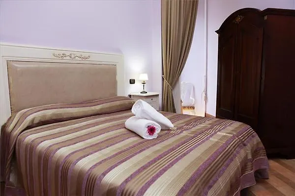 Hotel Lanfipe Palace Napoli 3*,